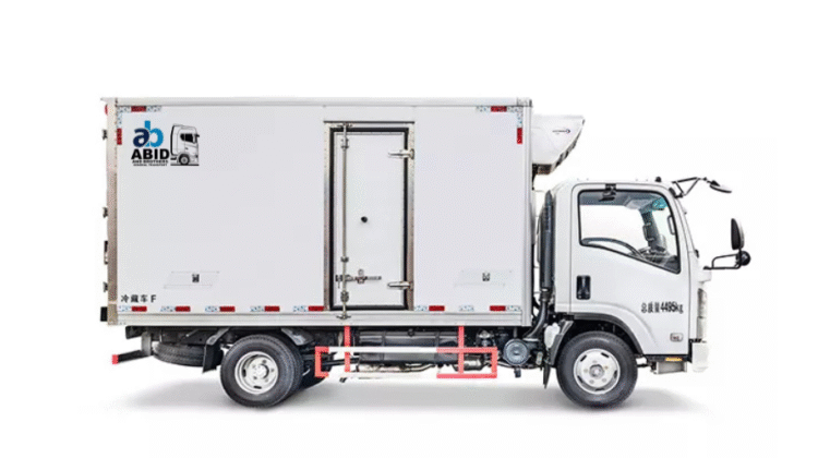 Refrigerated Trucks for Rent in Musaffah, Abu Dhabi
